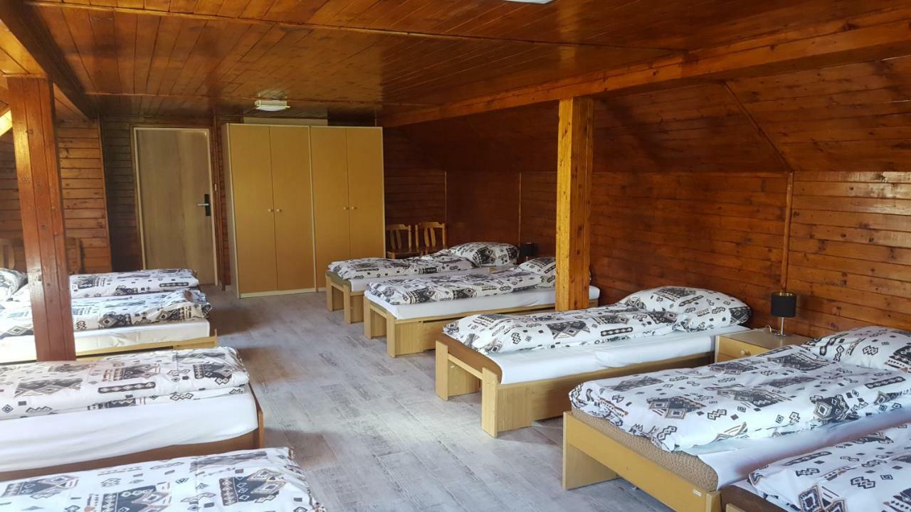 Hotel Rs Bernov Zatisi Nejdek Zewnętrze zdjęcie